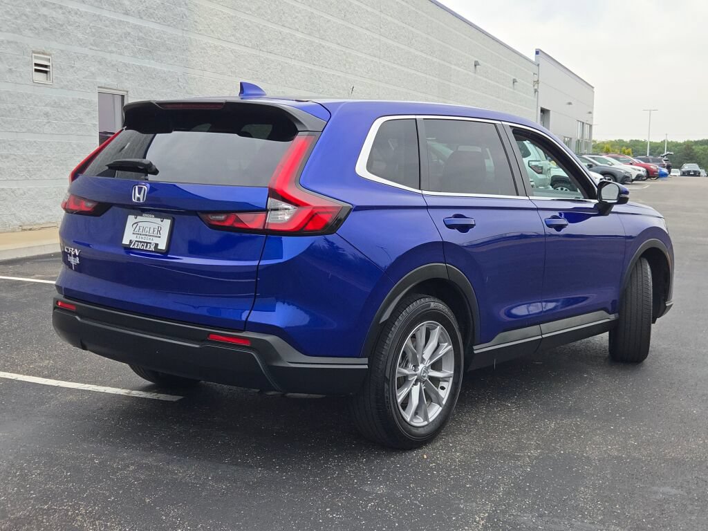 Used 2025 Honda CR-V EX image 11