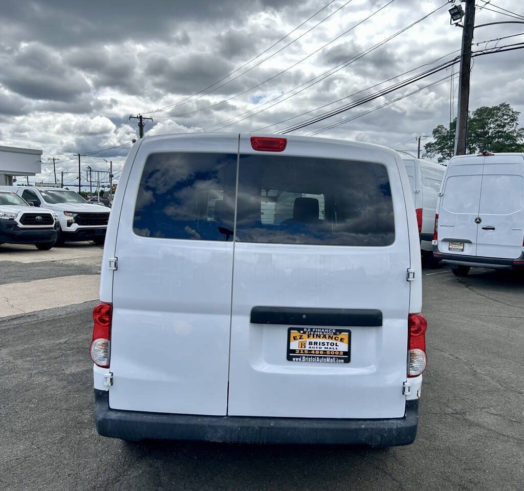 Used 2014 Nissan NV200 S w/ Back Door Glass Package FWD image 6