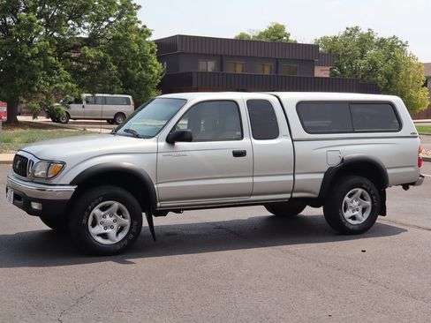Used 2002 Toyota Tacoma 4x4 Xtracab image 10