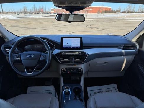 Used 2020 Ford Escape SEL image 14