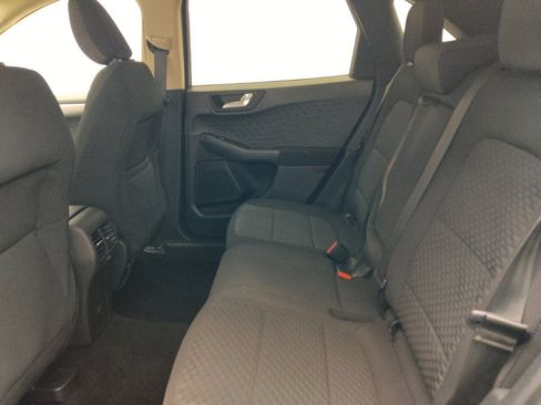 Used 2020 Ford Escape SE FWD image 18