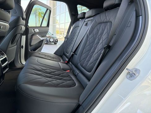 New 2026 BMW X5 sDrive40i w/ Premium Package RWD image 13