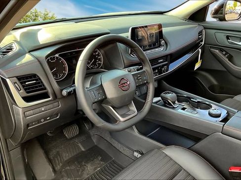 New 2026 Nissan Rogue SV AWD/4WD image 7