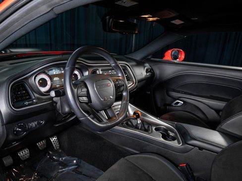 Used 2022 Dodge Challenger R/T Scat Pack RWD image 17