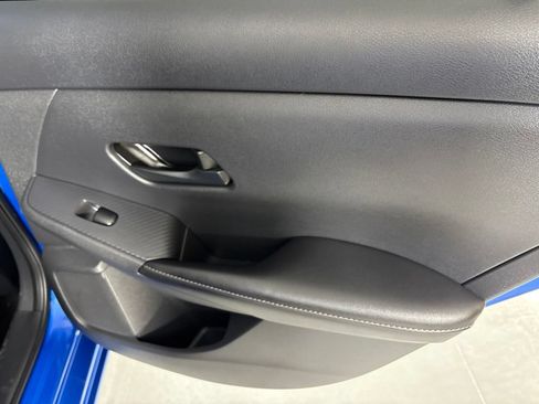 Used 2025 Nissan Sentra SV FWD image 18