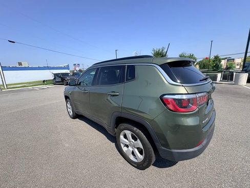 Used 2020 Jeep Compass Latitude w/ Popular Equipment Group AWD/4WD image 4