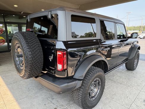 Used 2024 Ford Bronco Black Diamond AWD/4WD image 6