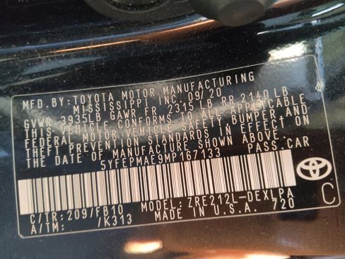Used 2021 Toyota Corolla LE FWD image 33