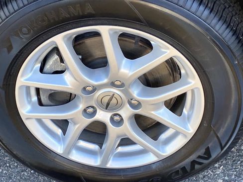 Certified 2022 Chrysler Pacifica Touring-L image 26