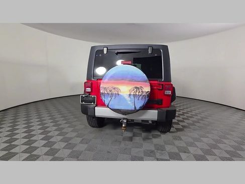 Used 2013 Jeep Wrangler Unlimited Sahara w/ Connectivity Group AWD/4WD image 41