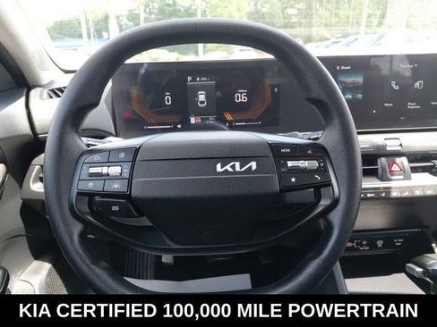 Certified 2025 Kia K4 FWD image 11