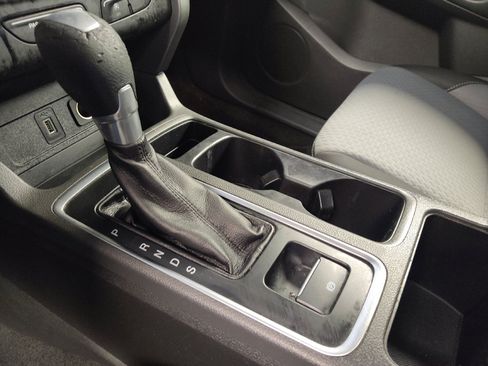 Used 2017 Ford Escape SE FWD image 26