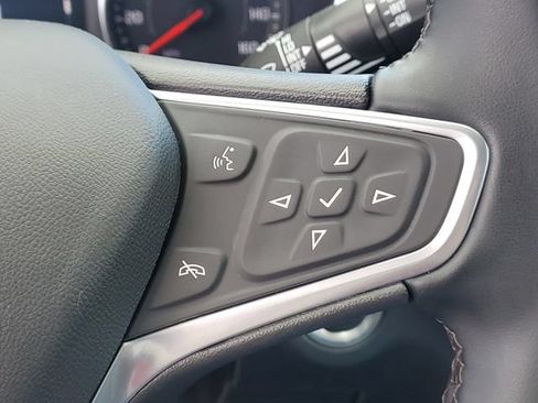 Used 2023 Chevrolet Equinox LT AWD/4WD image 19