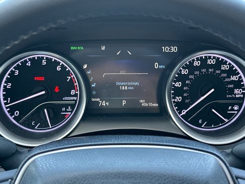 Used 2021 Toyota Camry XLE FWD image 23