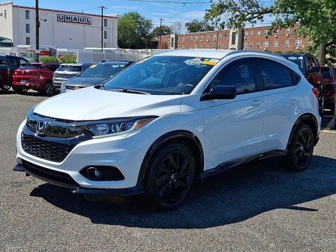 Used 2022 Honda HR-V Sport image 3