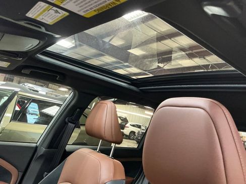 Used 2025 Subaru Forester Touring image 12