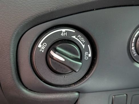 Used 2022 Nissan Frontier S w/ Technology Package AWD/4WD image 20