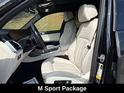 Used 2023 BMW X7 xDrive40i w/ Executive Package image 12