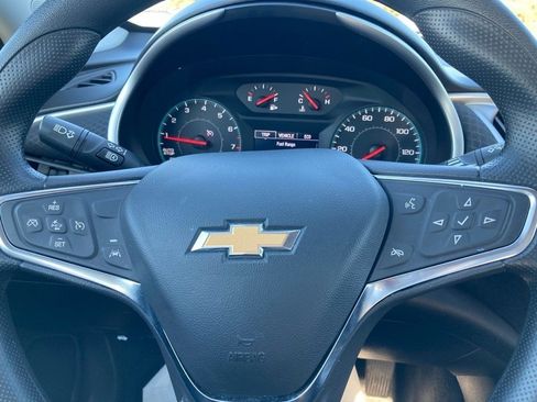 Used 2024 Chevrolet Malibu LT image 15