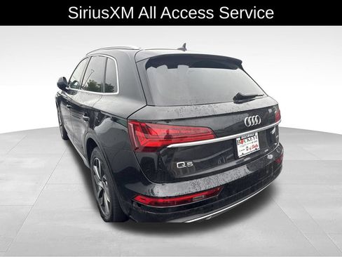 Used 2021 Audi Q5 2.0T Premium Plus w/ Premium Plus Package AWD/4WD image 7