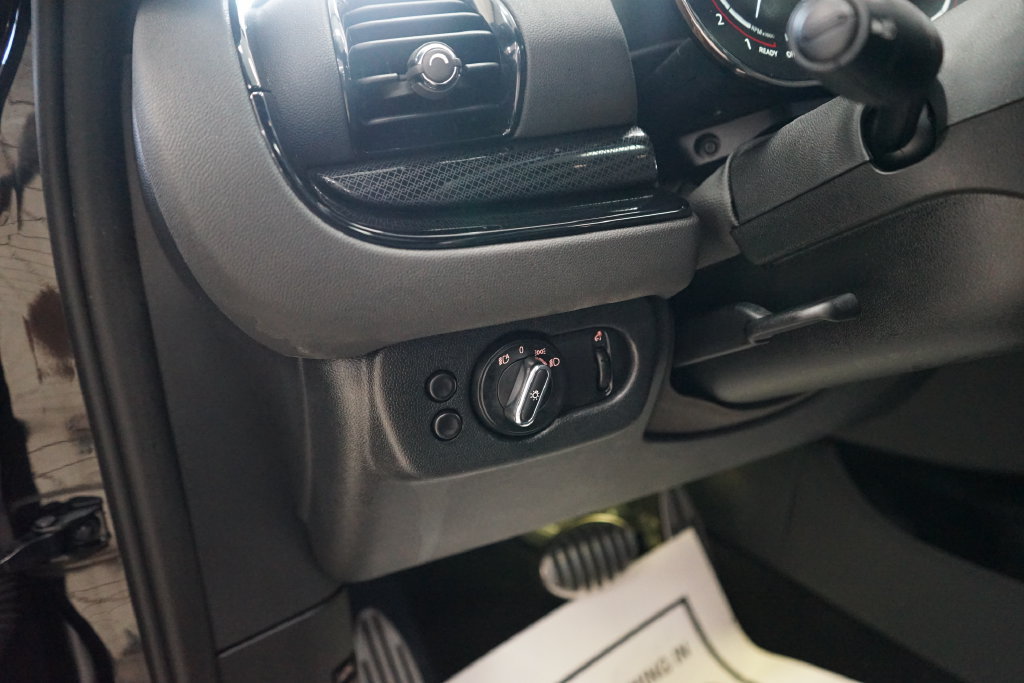 Used 2021 MINI Cooper Clubman John Cooper Works w/ Driver Assistance Package AWD/4WD image 32