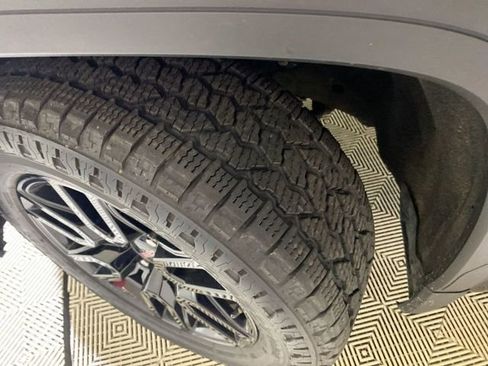 Used 2021 GMC Sierra 1500 Elevation w/ Preferred Package image 23