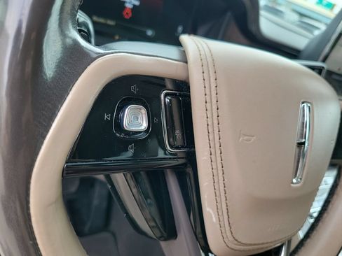Used 2022 Lincoln Aviator Reserve w/ Equipment Group 201A AWD/4WD image 24