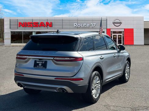 Used 2023 Lincoln Corsair AWD image 5