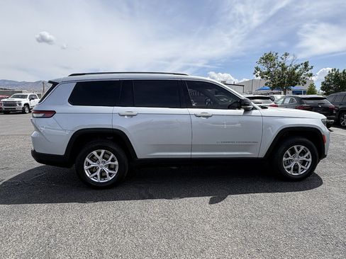 Used 2021 Jeep Grand Cherokee L Limited image 4