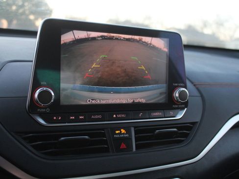 Used 2020 Nissan Altima 2.5 SR image 17