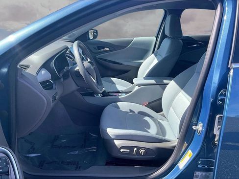 Used 2025 Chevrolet Malibu LT image 21