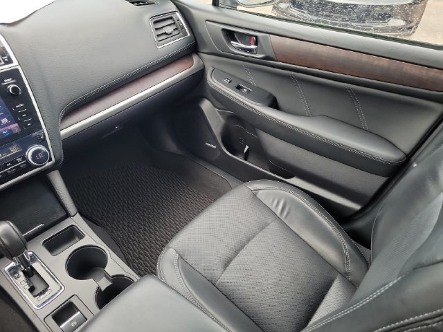 Used 2019 Subaru Outback 2.5i Limited AWD/4WD image 10