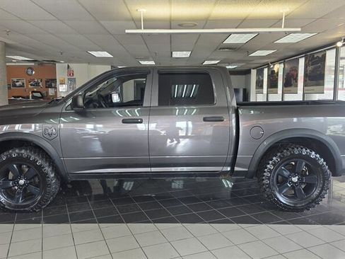 Used 2014 RAM 1500 Express AWD/4WD image 9