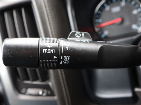 Used 2015 Chevrolet Silverado 2500 LTZ image 31