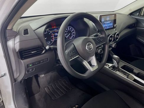 Used 2023 Nissan Sentra SV FWD image 10
