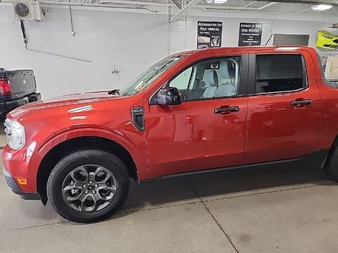 Certified 2024 Ford Maverick XLT w/ XLT Luxury Package FWD image 3
