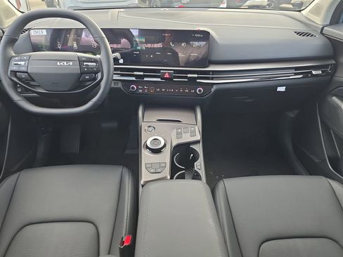 New 2026 Kia Sportage EX AWD/4WD image 13