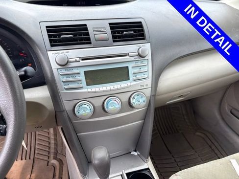 Used 2008 Toyota Camry LE FWD image 11