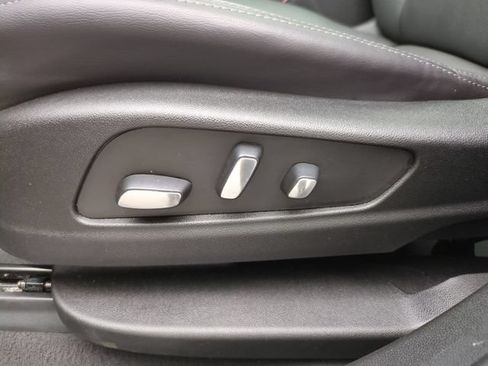 Certified 2023 Cadillac XT5 Premium Luxury w/ LPO, Floor Liner Package AWD/4WD image 20