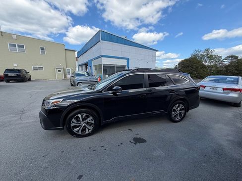 Used 2021 Subaru Outback Limited AWD/4WD image 2
