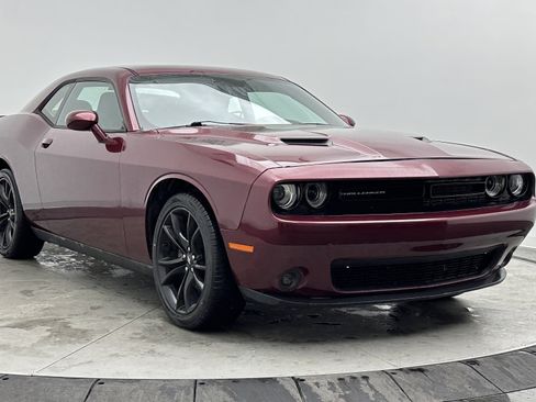 Used 2018 Dodge Challenger SXT w/ Blacktop Package RWD image 3