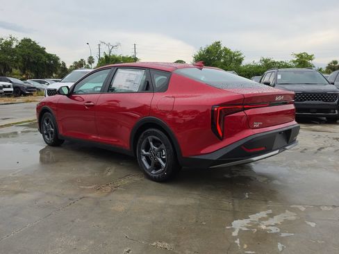 New 2026 Kia K4 FWD image 6