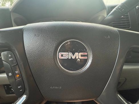 Used 2011 GMC Sierra 3500 W/T w/ Skid Plate Package image 12