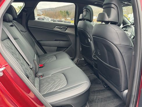 Used 2023 Kia Sportage X-Line image 32