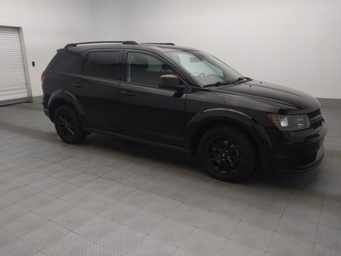 Used 2020 Dodge Journey SE w/ SE Popular Equipment Group FWD image 11