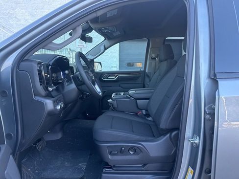 New 2026 GMC Sierra 1500 Elevation image 9