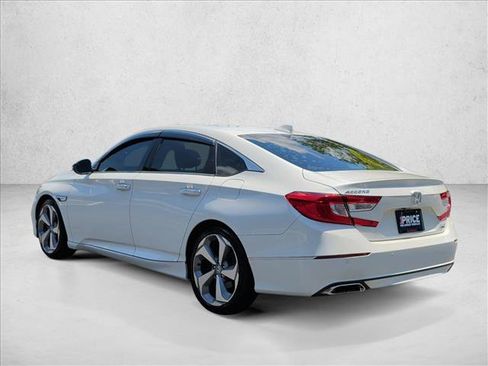 Used 2019 Honda Accord Touring image 7