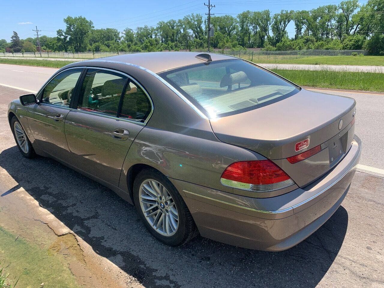 Used 2004 BMW 745Li RWD image 5