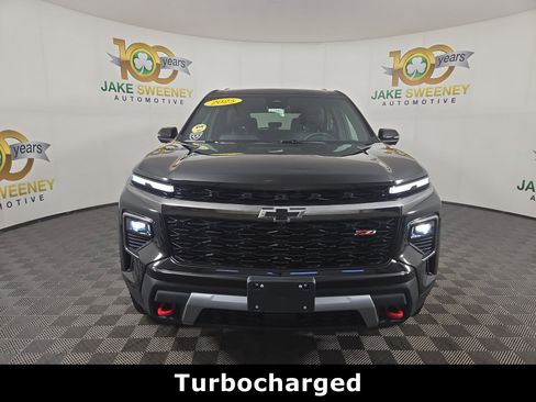 Certified 2025 Chevrolet Traverse Z71 image 2