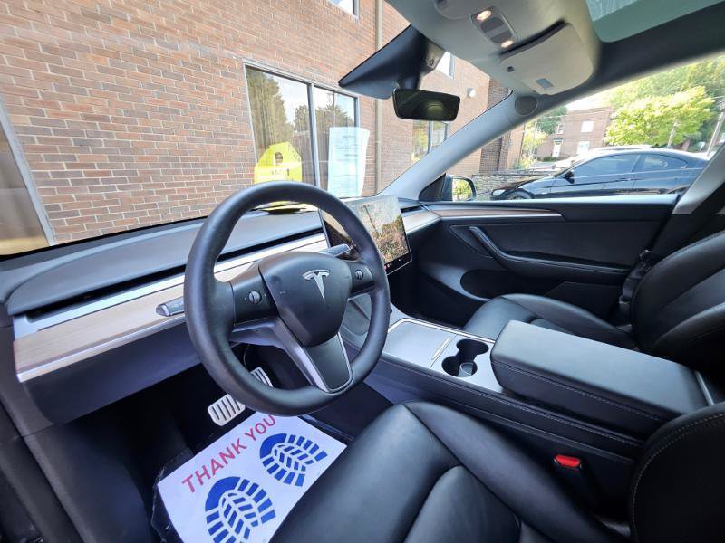Used 2023 Tesla Model Y Long Range AWD/4WD image 37
